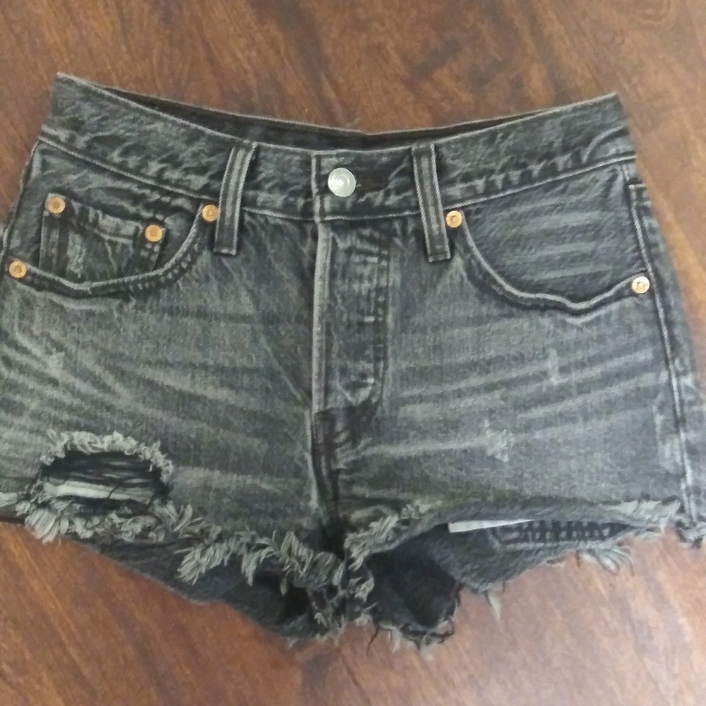 Levis high rise shorts